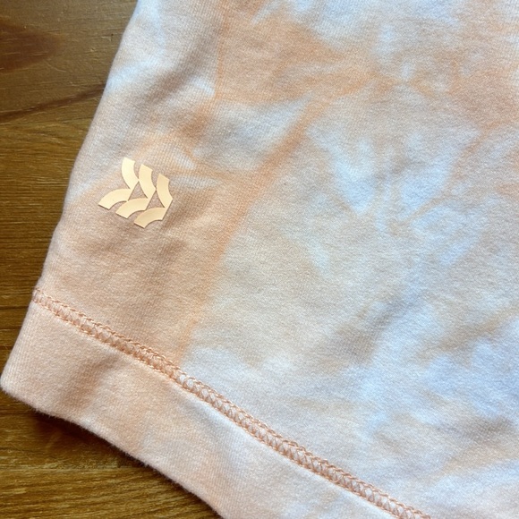 ALL IN MOTION Tie-Dye  High Waisted Shorts Size Small - Picture 8 of 11